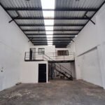 foto vista interior de bodega en venta en el centro de Manizales