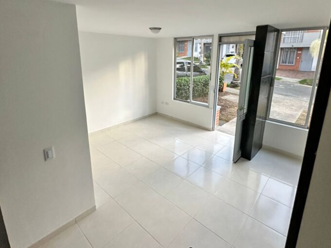 Casa en venta en Villa Verde Pereira totalmente remodelada y lista para habitar.