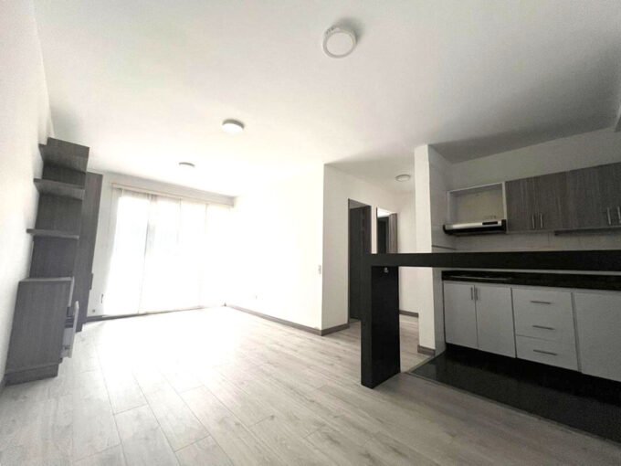 Venta apartamento Milán Manizales con balcón y ascensor