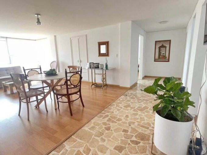 Apartamento en venta en la Avenida Santander Manizales con vista panorámica