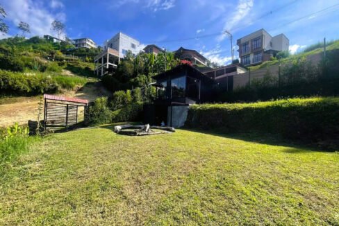 Lote con cabaña y jacuzzi en Palestina Caldas